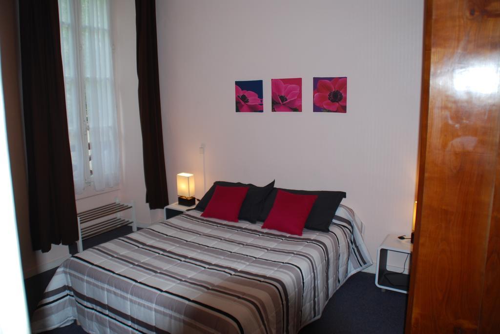 Hotel Richelieu Eaux-Bonnes Kamer foto