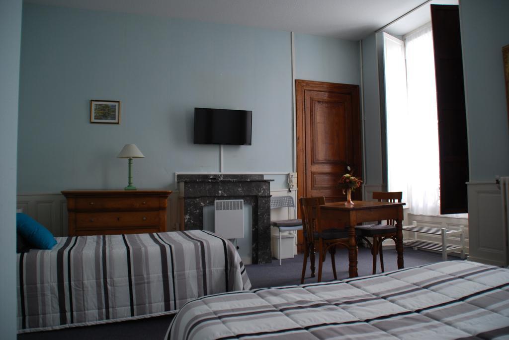 Hotel Richelieu Eaux-Bonnes Kamer foto